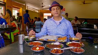 Lunch At Mangalore’s Most Popular SEAFOOD Restaurant MACHALI  Crab Ghee Roast Prawn Fry Fish Curry [upl. by Tihw]